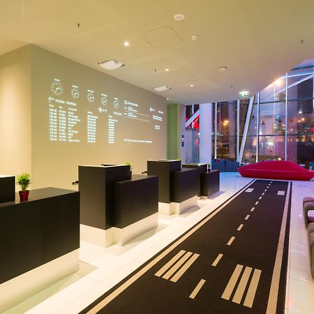 Hotel Meliá Lisboa Aeroporto Esterno foto