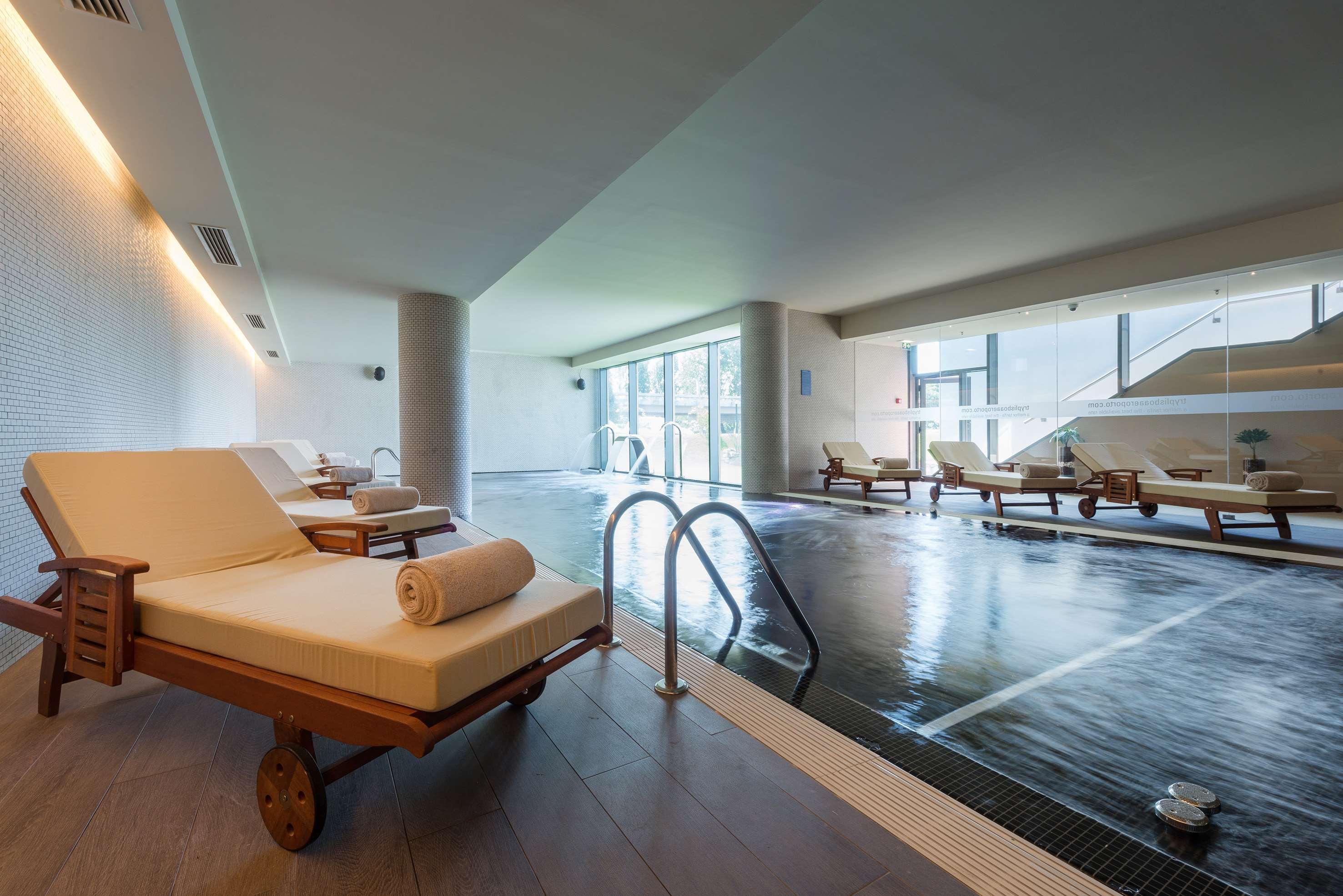 Hotel Meliá Lisboa Aeroporto Esterno foto